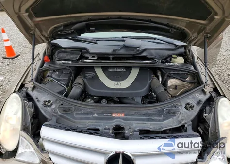 2008 Mercedes-Benz R 350 z USA, uszkodzony, nr VIN 4JGCB56E38A076028